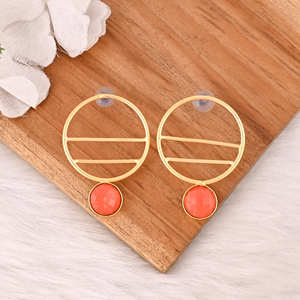 Boucles d'oreilles pendantes en laiton plaqué or avec corail orange naturel, bijoux faits à la main tendance pour femmes - Product Image 3