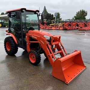 Tracteur compact de qualité professionnelle Kubota Lx2610 offrant une puissance moteur supérieure, une maniabilité fluide et un travail de qualité exceptionnelle - Product Image 5