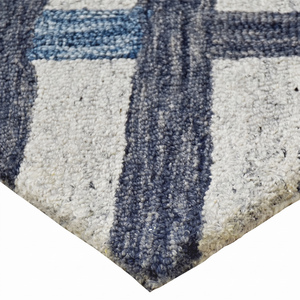 Alfombra Geométrica de Lana Color Azul Índigo y Marfil, Ecológica, Antideslizante, Hecha a Mano con Diseño de Rejilla Entrelazada para Sala de Estar u Hotel - Product Image 6