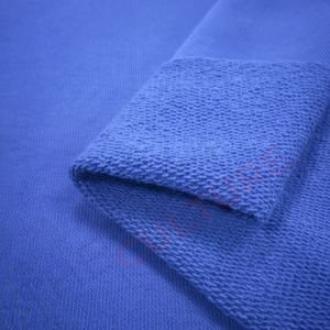 เสื้อยืดโอเวอร์ไซส์ผ้าฝ้าย 180 GSM รุ่น Essential Everyday เนื้อผ้านุ่มสบาย ทรงหลวม สไตล์โมเดิร์น ยูนิเซ็กส์ - Product Image 6