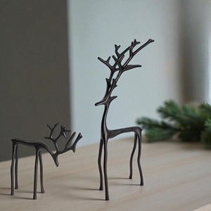Elegante y Sencilla Figura Decorativa de Reno Negro, Adorno Navideño Perfecto para Mesa y Decoración del Hogar, Venta al por Mayor desde India - Product Image 6