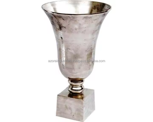 Florero de Metal Pedestal Plata Pulido Decorativo Lujo Hogar Decoración de la boda Centros de mesa Jarrones de Azora Industries - Product Image 3