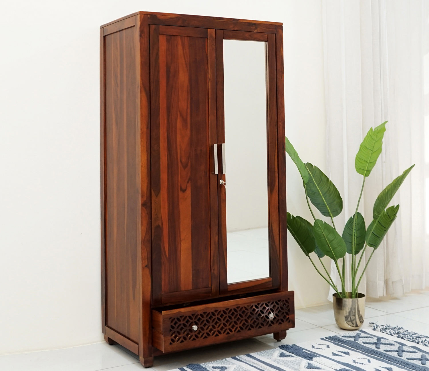 น้ำผึ้งไม้สีน้ำตาล