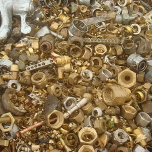 Chatarra de latón 100% pura, lista para exportación, universal, 99.98% de alta calidad, chatarra de latón de alta pureza. - Product Image 2