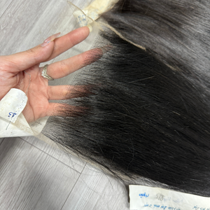 Perruque frontale en dentelle colorée longue ligne droite HD perruques blondes avec extensions de cheveux brésiliens bruts perruques de cheveux alignés sur les cuticules - Product Image 2