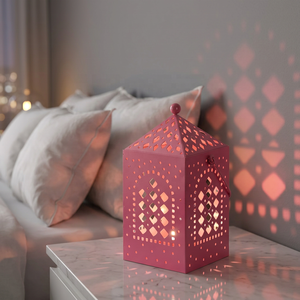 Farolillo de metal rosa para velas de té con recortes geométricos para decoración del hogar, al por mayor - Product Image 1