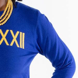 Pull à col rond en tricot premium avec chiffres romains 1922, design graphique vintage, style décontracté, streetwear - Product Image 3