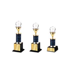 Trofeo de Bola de Cristal con Acabado Dorado, el Más Vendido, para el Rendimiento de los Empleados y la Excelencia en la Liderazgo, Disponible a Buen Precio - Product Image 3