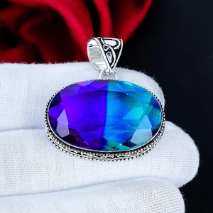 Pendentif Bohème pour Femme en Argent Sterling 925 avec Tourmaline Bicolore Ovale Facettée et Sertissage clos, Bijou Artisanal en Pierre Précieuse - Product Image 2