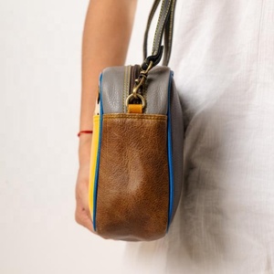 Bolso cruzado de punto de bota de cuero de ante genuino tostado Vintage para mujer, bolso de diseñador con grabado láser individual, portátil de invierno - Product Image 3