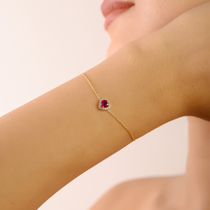 Magnifique Bracelet Cœur Halo en Rubis et Diamants Personnalisé en Or Jaune Pur 14 carats – Cadeau d'Anniversaire, Bijou Empilable – Vente en Gros - Product Image 2