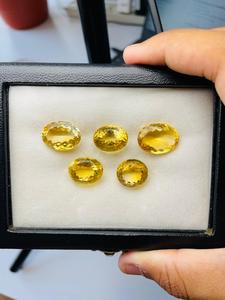 Citrino Natural Corte Ovalado Amarillo Dorado Certificado IGI Calidad AAA Brillo AAA Claridad Muy Alta 1450cts Precio Razonable Suelto - Product Image 2