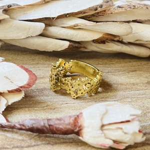 High Demand Floral <b>Rings</b> Boho Brass Band <b>Ring</b> For Women 18k Gold Plated <b>Dainty</b> Flower Pattern Hollow Wholesale Jewelry - Product Image 5