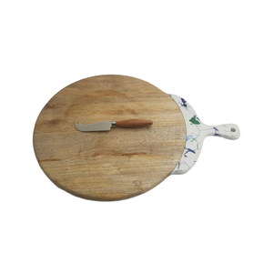 Planche à découper suspendue en bois d'acacia et résine avec ensemble de couteaux - Product Image 2