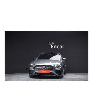 Mercedes-Benz E350 4MATIC AMG Line Classe E 2023 avec volant à gauche, boîte de vitesses automatique, sièges en cuir, caméra arrière - Product Image 3