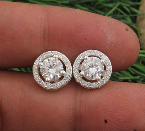Pendientes Clásicos de Plata de Ley 925 con Baño de Plata Blanca para Mujer, Hipoalergénicos, Joyería de Lujo, Regalo para Fiesta - Product Image 2