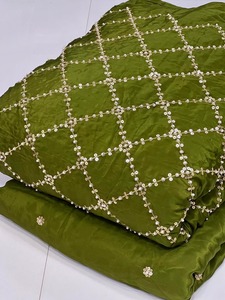Tela de crepé natural de lujo con bordado a mano, ancho 44, para vestidos de novia y ropa festiva, disponible al mejor precio. - Product Image 6