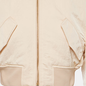 Chaqueta Bomber Reggie de Satén Regular, Satén Texturizado Color Hueso, Hombros Anchos, Cierre Bidireccional, Reversible, Impermeable, Unisex, de Lujo - Product Image 6