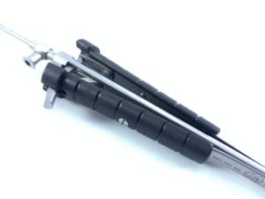 Tijeras MIS Premium con Hojas Curvas Completas, Eje de 5 mm, Longitud de Trabajo de 17 cm, Longitud Total de 30 cm, Mango Redondo Ajustable – ZETOMEDPRO - Product Image 2