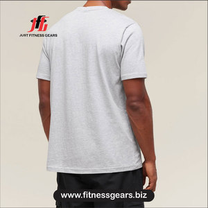 เสื้อยืดคอกลมแขนสั้นสีเทาล้วนสำหรับผู้ชาย ทรงปกติ ผ้าฝ้าย 100% ระบายอากาศได้ดี สวมใส่สบาย ผ้าเจอร์ซีย์ถัก - Product Image 2