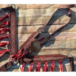 Ensemble de harnais de poitrail pour cheval en cuir marron repoussé et têtière assortie à une oreille, avec lacets en cuir brut rouge, équipement de style western - Product Image 3