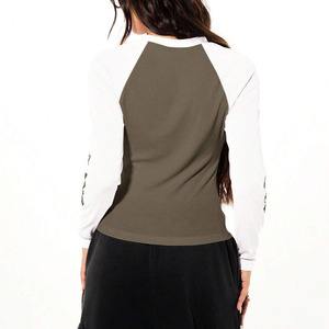 Camiseta de Manga Larga para Mujer, Cuello Redondo, Tejido de Punto, Color Verde Oliva y Blanco, Corte Ajustado, Algodón, Estilo Casual - Product Image 2