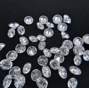 Diamante Blanco Brillante Cultivado en Laboratorio, Corte Redondo Brillante, Color E, para Engaste de Anillo - Product Image 1