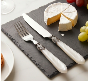Juego de cubiertos vintage con mangos de nácar y cubiertos de metal en tono plateado, aptos para lavavajillas, vajilla para bodas. - Product Image 5