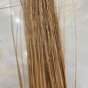 Proveedor de palos de escoba NIPAH de Vietnam KMI – Mango de plástico duradero, cerdas resistentes, 90–150 cm - Product Image 1