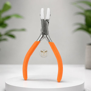 Pince à bec en nylon pour la fabrication de bijoux – Outil de précision pour le bobinage, le pliage et le façonnage de fils, pour la perlage, l'artisanat et le bricolage - Product Image 1