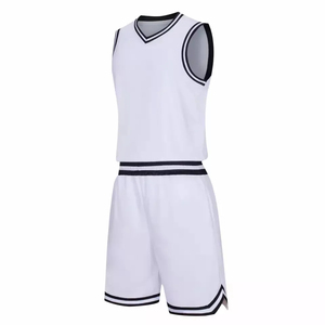 Vente directe usine : Ensemble d'uniformes de basketball pour adultes, design vert, personnalisable, respirant, séchage rapide, maillot sans manches grande taille - Product Image 2
