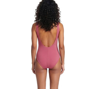 Maillot de bain classique pour femme, idéal pour la natation estivale à la plage, en tissu à séchage rapide, confortable et flexible pour un ajustement quotidien. - Product Image 2