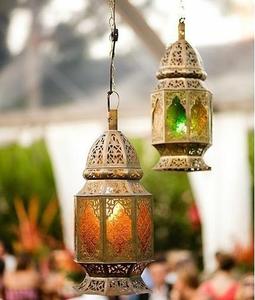 Farol marroquí colgante de metal para decoración de jardín, patio o balcón con estilo marroquí exótico y elegante iluminación. - Product Image 6