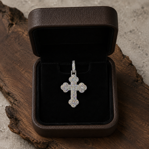 Colgante de Cruz Cristiana con Micro Pavé de Moissanita, Estilo Hip Hop, Personalizado, en Plata 925, Venta al Por Mayor - Product Image 5