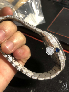 AARVA JEWELS ผู้ชาย'สแควร์ ไดมอนด์ แซฟไฟร์ คริสตัลนาฬิกาสายสแตนเลส 38 มม. อะนาล็อกควอตซ์คุณภาพสูงแฟชั่นหรูหรา - Product Image 2