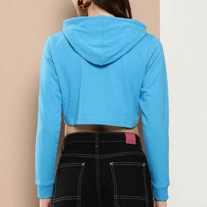 Sudadera con capucha corta azul cielo para mujer, informal, de manga larga, con cordón ajustable - Product Image 3