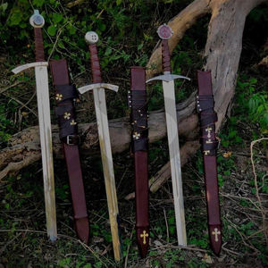 Épée des Templiers faite à la main, The Accolade, en acier inoxydable de haute qualité avec fourreau en cuir - Product Image 5