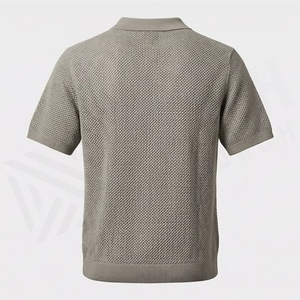 Vente en gros de polos pour hommes sur mesure avec logo imprimé, nouveau design, couleur unie, tissu tricoté, fabriqué au Pakistan - Product Image 2