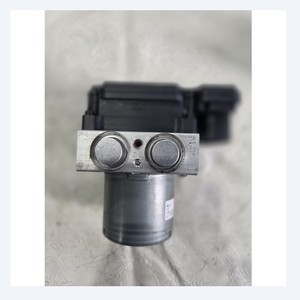 Piezas de automóvil usadas 2015 para Kia Sorento Módulo de control hidráulico ABS ESC Unidad de bomba 58900-C5820 Piezas de automóvil coreanas usadas - Product Image 2