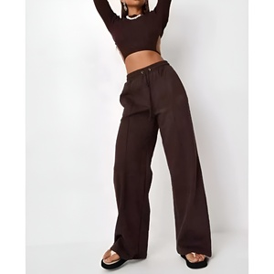 Pantalon de survêtement évasé taille haute pour femme, coupe large, décontracté, doux et extensible, avec poches, style streetwear - Product Image 4