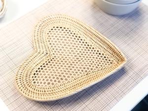 Plateau de service en rotin en forme de cœur, fait main, tressé, pour collations, biscuits, chocolat, décoration de table et panier cadeau - Product Image 4