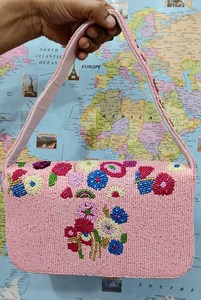 Bolso de Mano Azul con Cuentas Hecho a Mano, Diseño Oceánico con Tortuga y Estrella de Mar, Estilo Lujoso, Forma Personalizada, Ecológico, Duradero y Ligero - Product Image 6