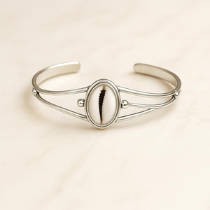 Brazalete Abierto Boho de Conchas de Cauri, Hecho a Mano, Estilo Náutico, Joyería Inspirada en la Playa, Regalo para Mujer - Product Image 4