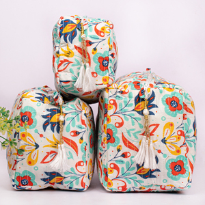 Ensemble de trousses de maquillage de luxe en coton matelassé imprimé, fabriquées à la main, en tissu premium, pour voyage, promotionnelles, avec logo, organiseur de cosmétiques, pochette, étui - Product Image 2