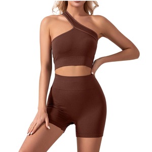 Ensemble de yoga personnalisé OEM de haute qualité 2026 – Soutien-gorge de sport, haut de gym, short de fitness à séchage rapide pour activités de plein air - Product Image 3