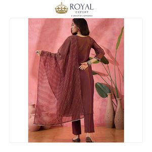 Proveedor Mundial de Ropa India para Bodas y Festivales, Conjunto de Kurti y Pantalón con Bordado Pv Simmer y Dupatta - Product Image 6