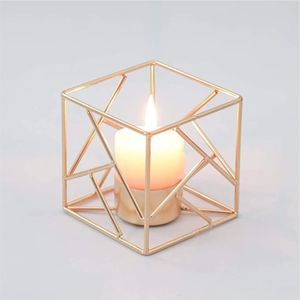 Portavelas de Metal Geométrico Dorado de Lujo, Soporte Moderno para Velas Votivas en Forma de Cubo, Decoración para Mesa de Fiesta Navideña, Portavelas para el Hogar - Product Image 1