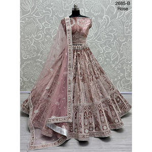 Collections de velours de vêtements de mariée indiens pour la mariée avec le travail de Zarkhan par Fabzone - Product Image 4