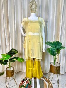 Sharara, Hermosa Tela de Seda Rusa de Alta Calidad, Diseño Festivo - Product Image 2