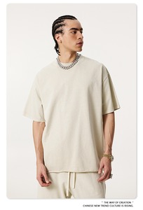Ensemble de jogging décontracté pour hommes, respirant, avec t-shirt à manches courtes et short, à coutures contrastées, vente en gros - Product Image 4